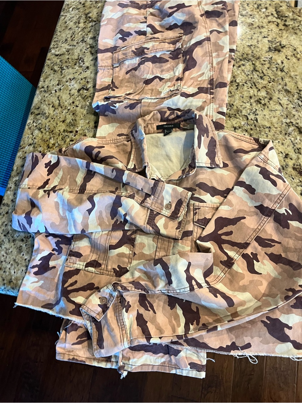 Forever 21 Women’s Camo Button-Down Crop  Jacket and Cargo Set- Brown/Beige